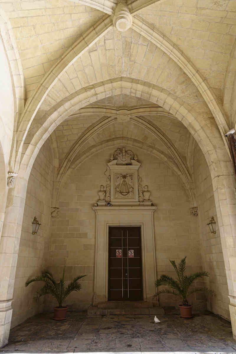 Alicante - Elche 03 - Ayuntamiento.jpg
